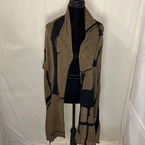 NWT Crea Concept shrug/scarf